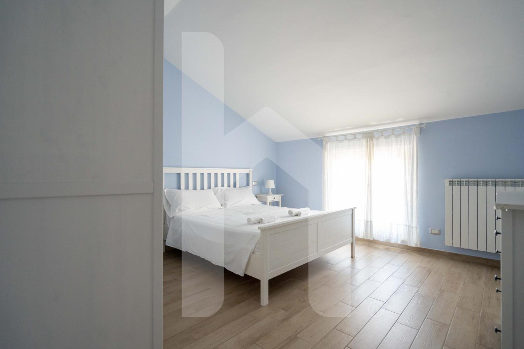 Апартаменты Homiday - Residenza D'Annunzio Пинето Экстерьер фото